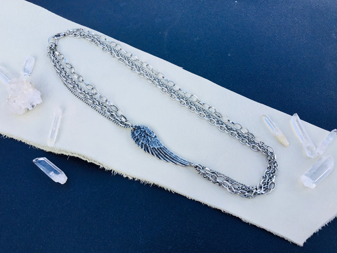 Angel wing chain necklace